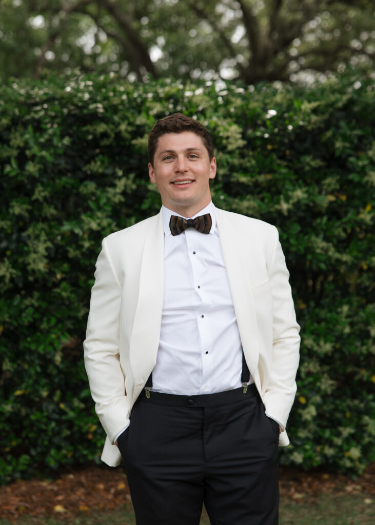 groom portrait before the wedding